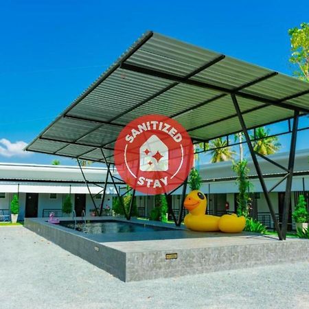 פראצ'ואפ קירי קאן Oyo 533 Runya Poolvilla מראה חיצוני תמונה