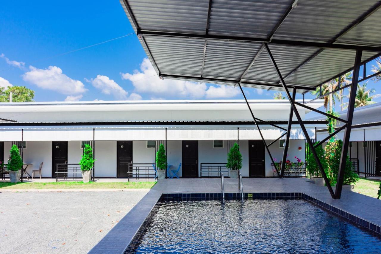 פראצ'ואפ קירי קאן Oyo 533 Runya Poolvilla מראה חיצוני תמונה