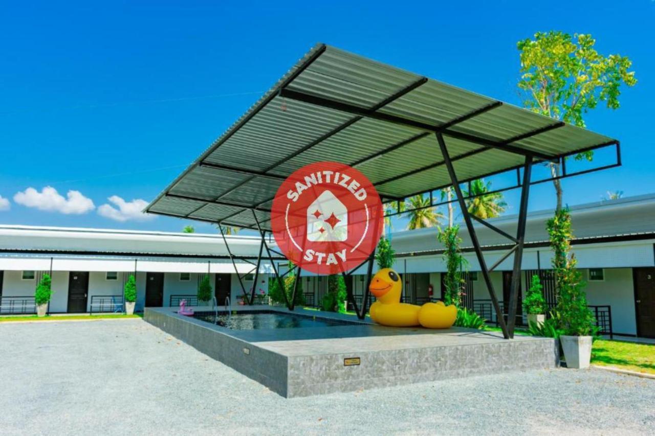 פראצ'ואפ קירי קאן Oyo 533 Runya Poolvilla מראה חיצוני תמונה